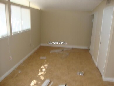 1900 Caballero Way unit None, Las Vegas, NV 89169 - photo 5