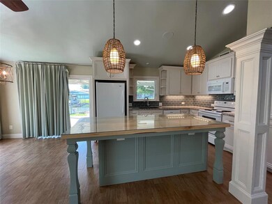 3716 Lake Vista Ct, Granbury, TX 76049 - photo 4