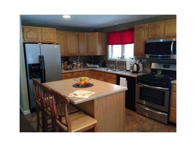 2 Chickadee Ln, Limerick, ME 04048 - photo 5