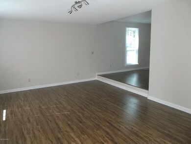 112 Lionel Ave, Jacksonville, NC 28540 - photo 3