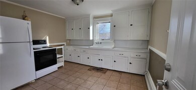 20 Lafayette St, West Warwick, RI 02893 - photo 4