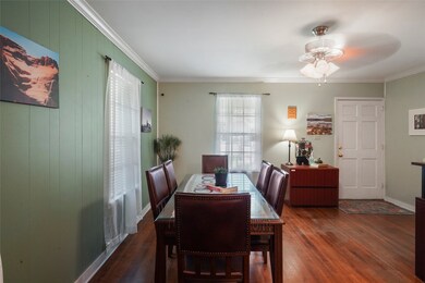 701 Clarence St, Tomball, TX 77375 - photo 7