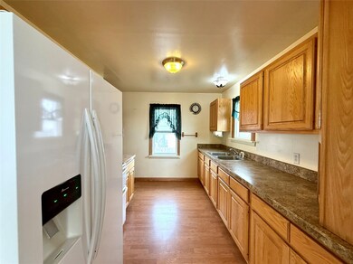 713 W Conley Ave, Deer Lodge, MT 59722 - photo 7