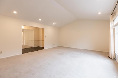 2611 E Windermere Woods Dr, Bloomington, IN 47401 - photo 7