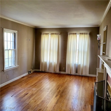 1357 W 2nd St, Lorain, OH 44052 - photo 5