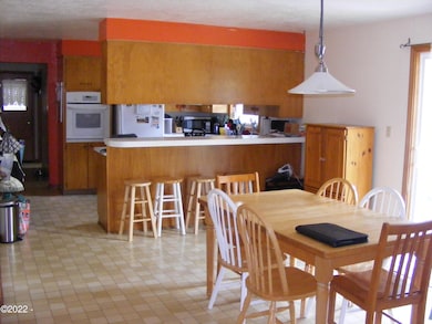 Kitchen/dining