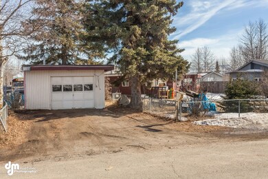 Exterior - Front 20170415-DW-6897-FULL