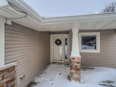 950 Keystone Ct N Hudson WI - MLS Sized - 002 - 02