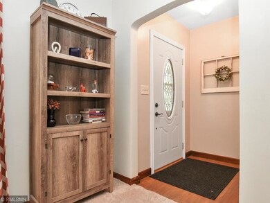 319 Shakopee Ave E-003-004-003-MLS_Size