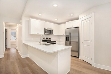 2106 Sherwood Ave, Holland, MI 49423 - photo 6