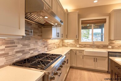 8379 SW Metolius Loop, Wilsonville, OR 97070 - photo 6