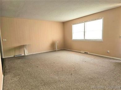 612 N Maple St, Eldon, MO 65026 - photo 5