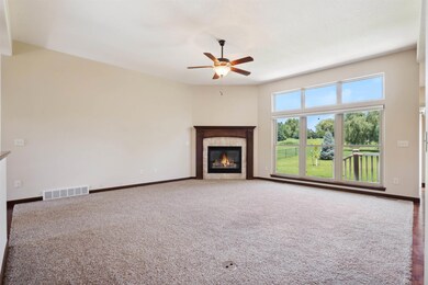 2817 Pendleton Dr, Cedar Falls, IA 50613 - photo 4