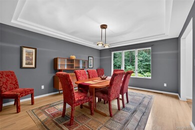 109 Sleight Plass Rd, Poughkeepsie, NY 12603 - photo 5