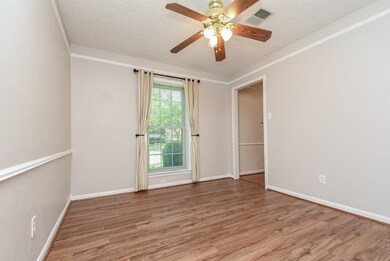 15002 Oak Bluff Ct, Houston, TX 77070 - photo 5