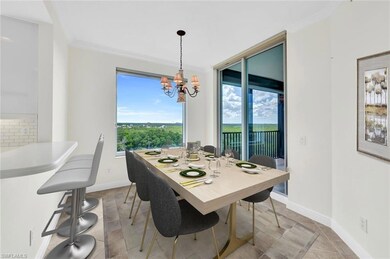 Eating area in kitchen w/Virtual staging