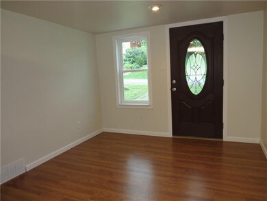 You enter this home to be greeted by warm, new flo