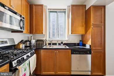 Continental Ballston unit 904, Arlington, VA 22203 - photo 5