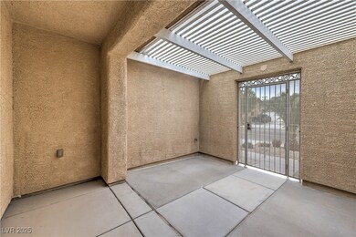 5816 Elphin Ct, North Las Vegas, NV 89031 - photo 6