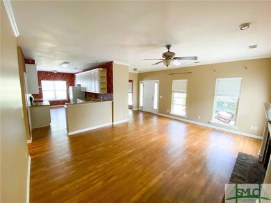 162 Cherryfield livingroom