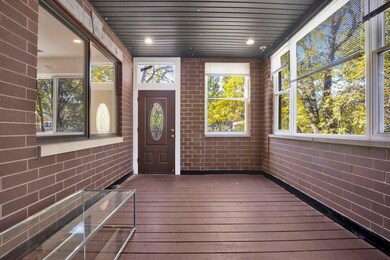 2921 W Glenlake Ave unit 2W, Chicago, IL 60659 - photo 3