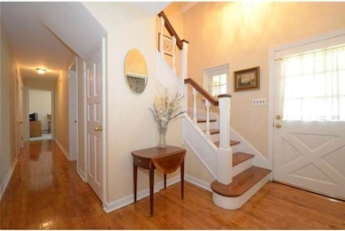 923 Sulgrave Ln, Bryn Mawr, PA 19010 - photo 4