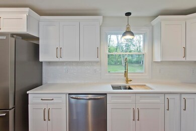 121 Paul Revere Dr, Feeding Hills, MA 01030 - photo 7