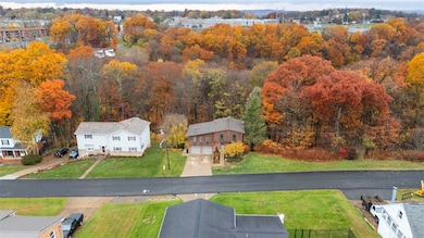 3205 Roosevelt Ave, Aliquippa, PA 15001 - photo 3