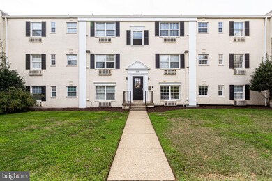 2239 Farrington Ave unit 303, Alexandria, VA 22303 - photo 3