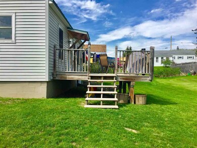 35 Southard St, Saint Johnsbury, VT 05819 - photo 4