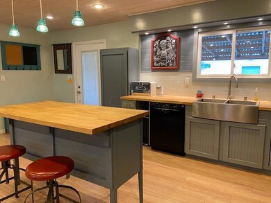 667 E 2nd St, Logan, OH 43138 - photo 6