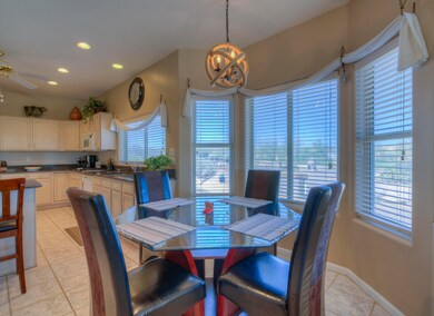 Eat-in Kitchen