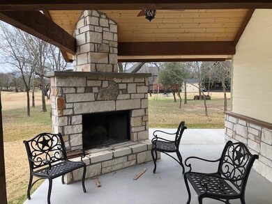 23151 Greenbriar Dr, Whitney, TX 76692 - photo 4