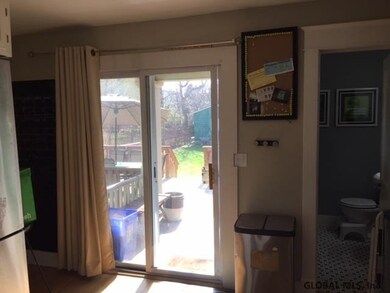 52 Hollywood Ave, Albany, NY 12208 - photo 4