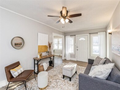 2301 Drake Park Ave, Des Moines, IA 50311 - photo 2