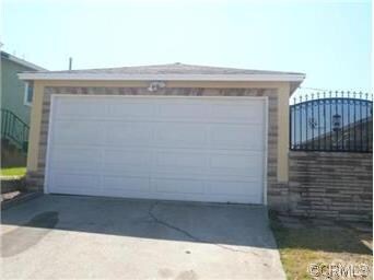 2-car garage