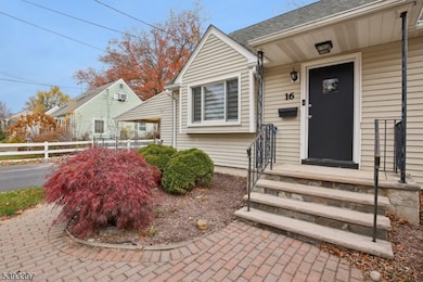 16 Wayne Blvd, Madison, NJ 07940 - photo 2