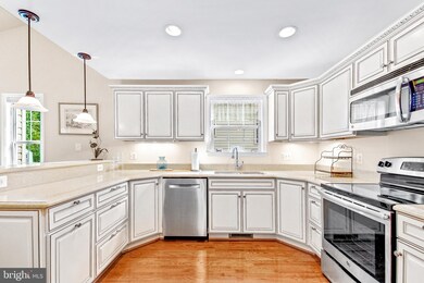 568 Hawk Hill Dr, Prince Frederick, MD 20678 - photo 5