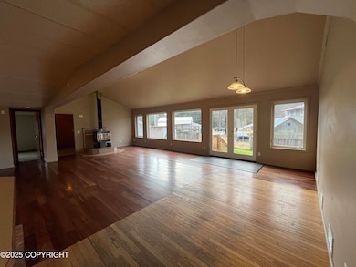 103 S Hungerford Hill Rd, Petersburg, AK 99833 - photo 3