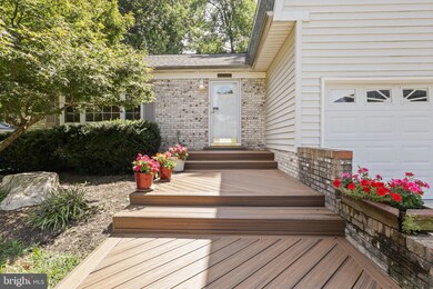 12453 Oliver Cromwell Dr, Herndon, VA 20171 - photo 2