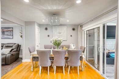 15 Hillcrest St, Saugus, MA 01906 - photo 7