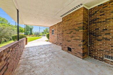 1106 Richardson Rd, Tallahassee, FL 32301 - photo 6