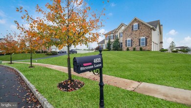 4632 Strousse Ln, Doylestown, PA 18902 - photo 3