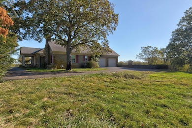 1500 Thatchers Mill Rd, Paris, KY 40361 - photo 5