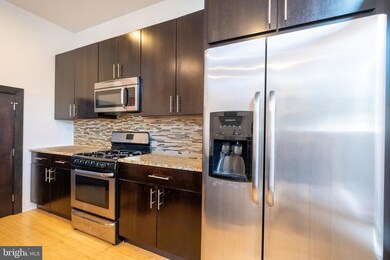 914 S 5th St unit A, Philadelphia, PA 19147 - photo 5