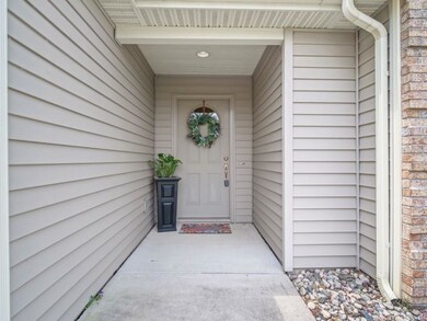 8113 Abernathy Ct, Fort Wayne, IN 46835 - photo 6