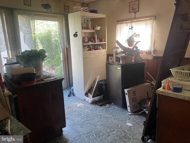 406 Catherine St, Ashland, PA 17921 - photo 7