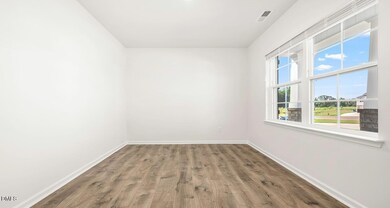 1383 Lansdowne Dr unit 401, Mebane, NC 27302 - photo 2