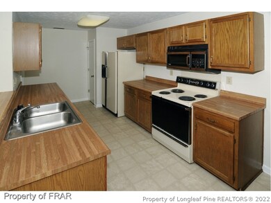 2605 Edmonton Rd, Fayetteville, NC 28304 - photo 6