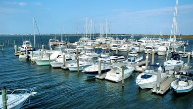 StAugcove_marina_h